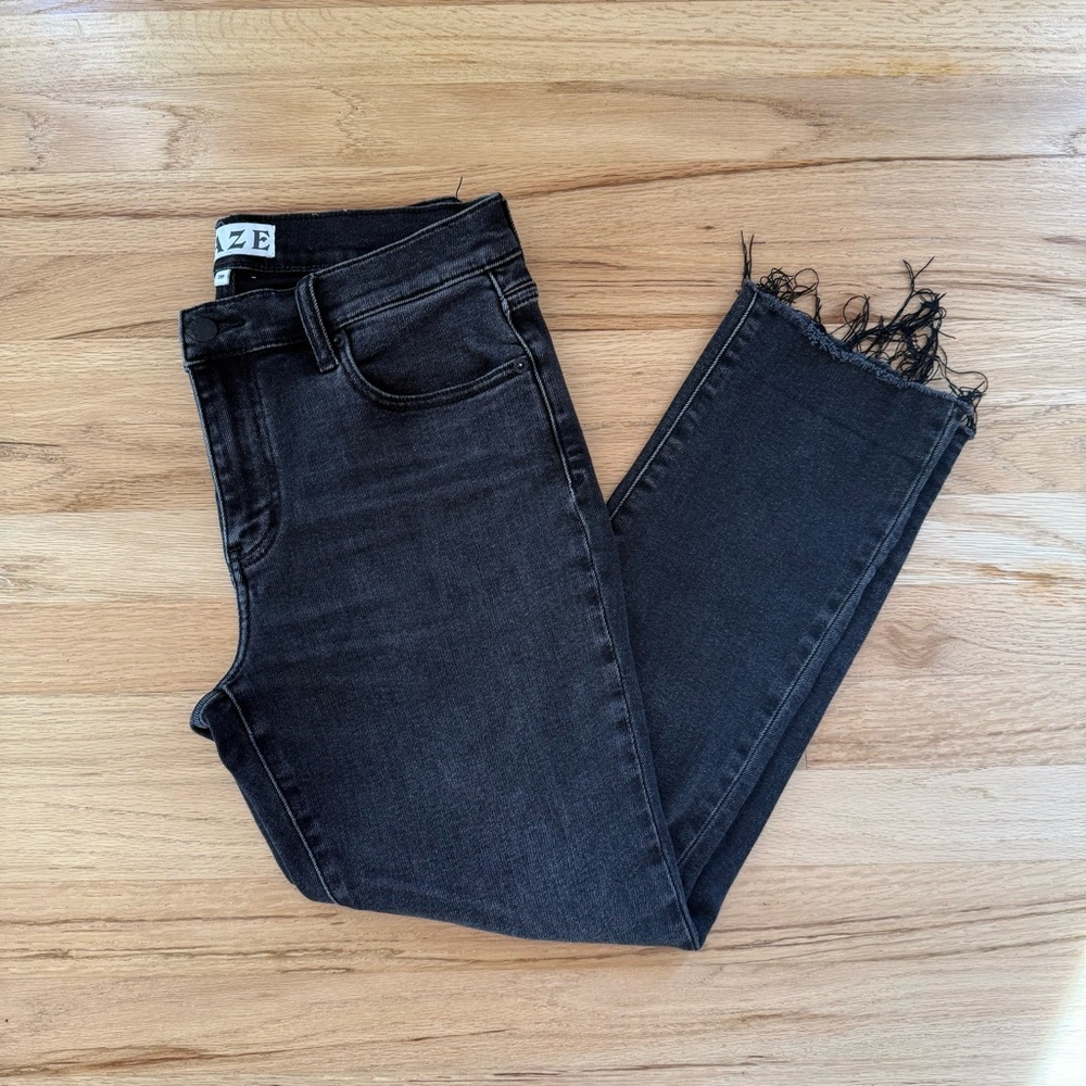 Daze Denim Stunner High Rise Skinny Straight Jean